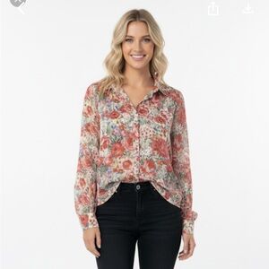 Eesome Red and White floral Long Sleeve Notched Collar Blouse size small